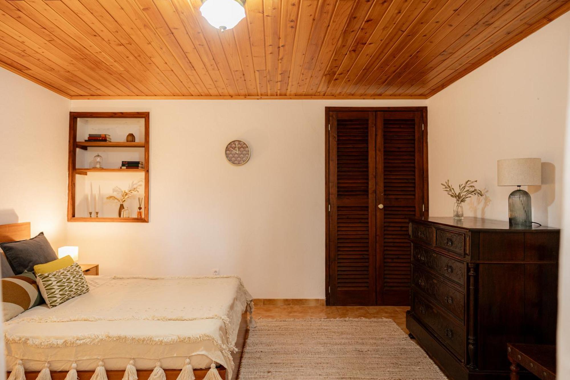Solar De Lalem Bed & Breakfast Maia  Rom bilde